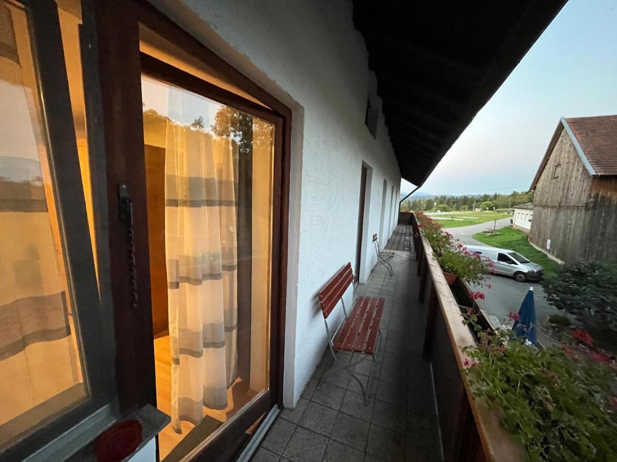 Landgasthof Blasini - Pfahlhof Zandt Zewnętrze zdjęcie